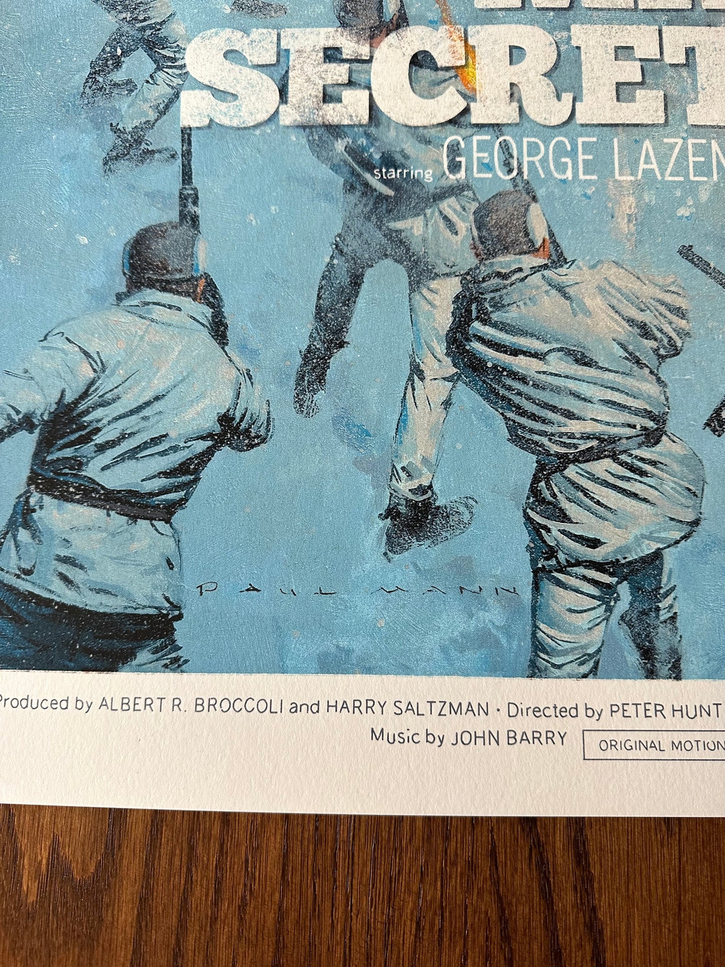 Paul Mann - On Her Majesty's Secret Service 24x36 movie poster - detail image 5